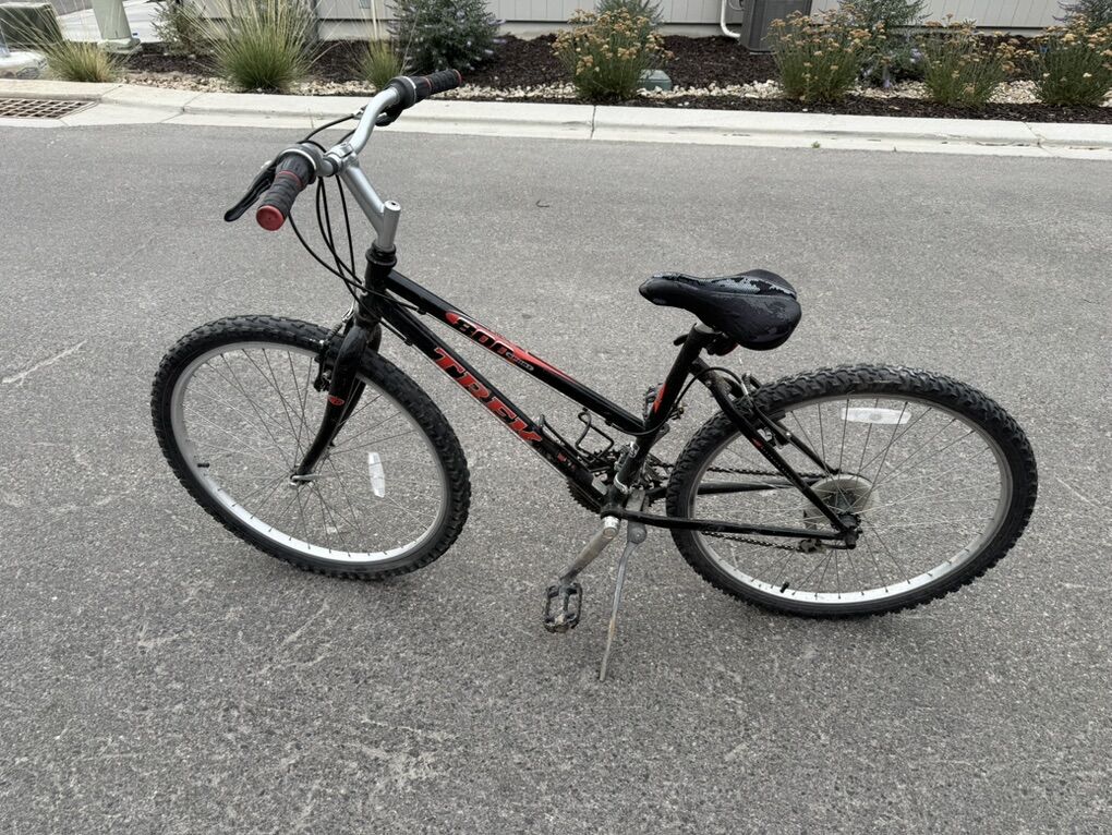 Womens Mountain Bike