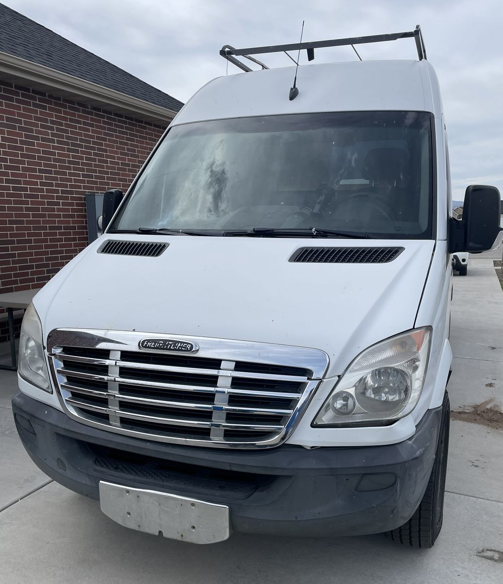 2011 Freightliner Sprinter 