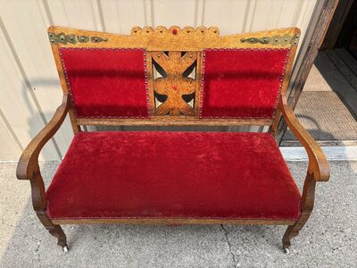 Beautiful early 1900's antique bench