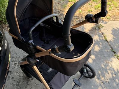 Accombe Gold/Black 2-in-1 Baby Stroller & Bassinet Combo with Gold Frame, Gently Used