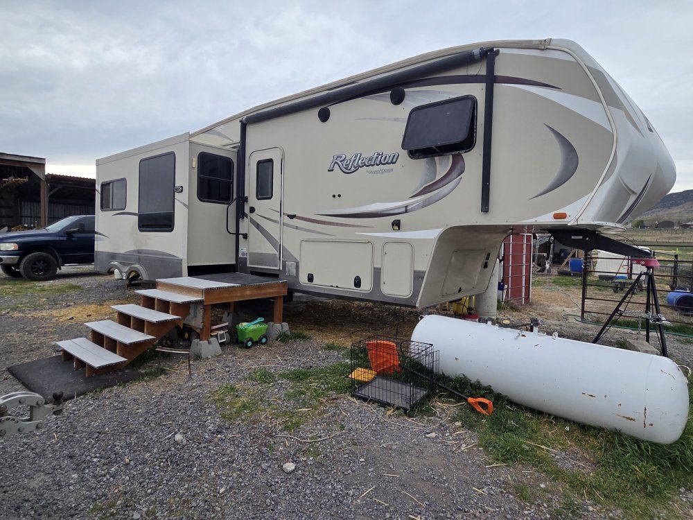 2016 grand design bunk house