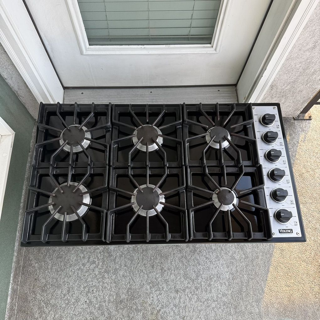 Viking Professional 36 6-Burner Cooktop