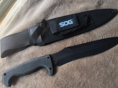 SOG Jungle Warrior Fixed Blade Machete Knife with Sheath
