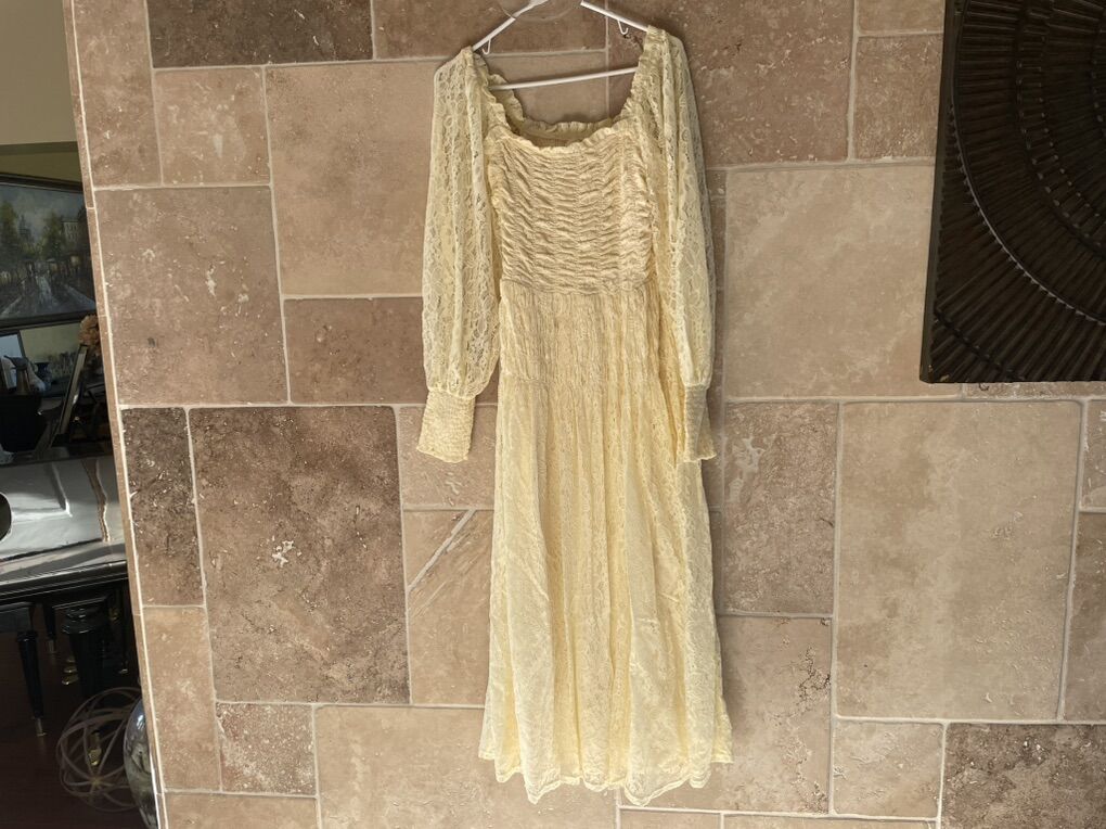 New Smocked Lace Maxi Dress - Size L
