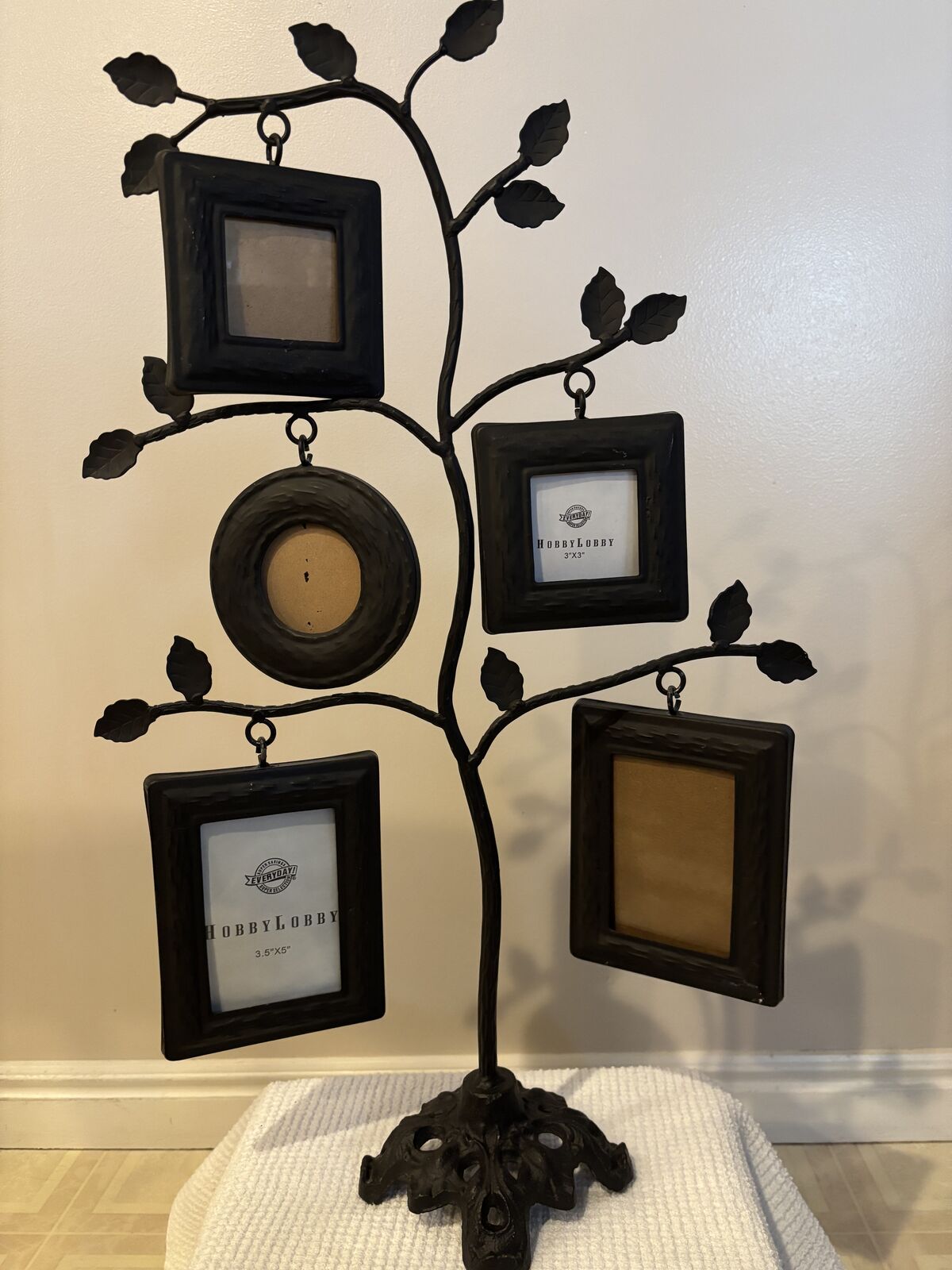 Tree (Hanging) Picture Frames