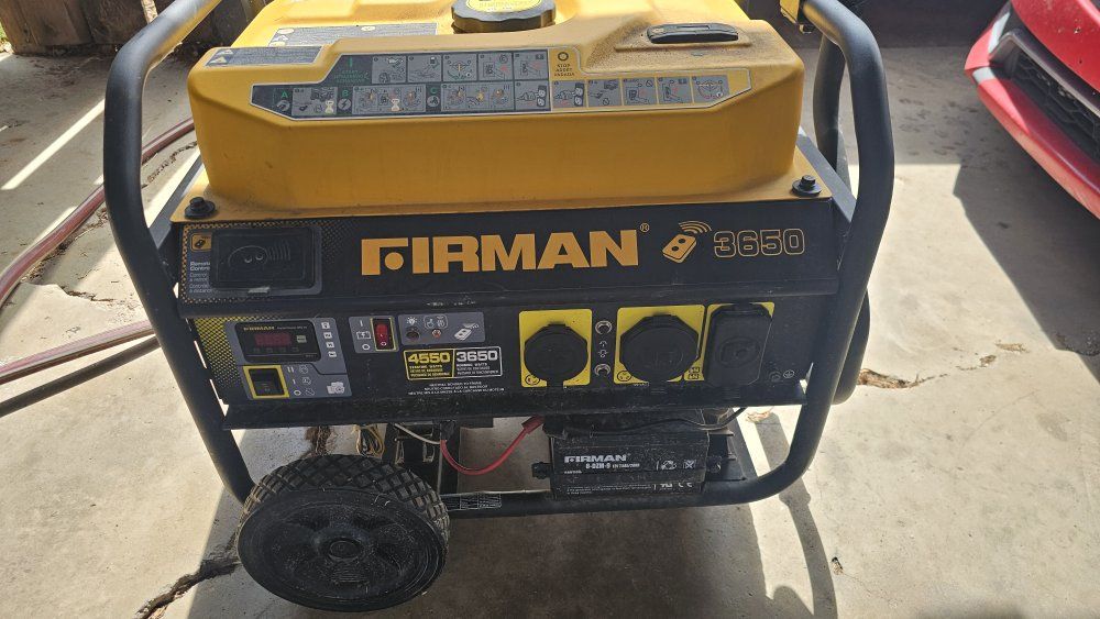 Firman 3650 / 4550 Starting Watts Portable Generator with Remote Control