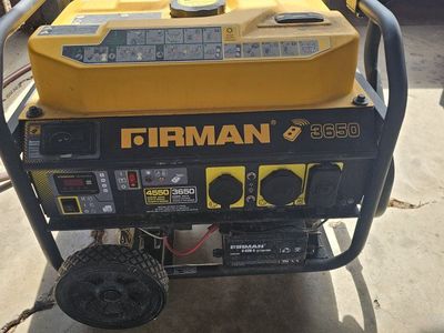 Firman 3650 / 4550 Starting Watts Portable Generator with Remote Control