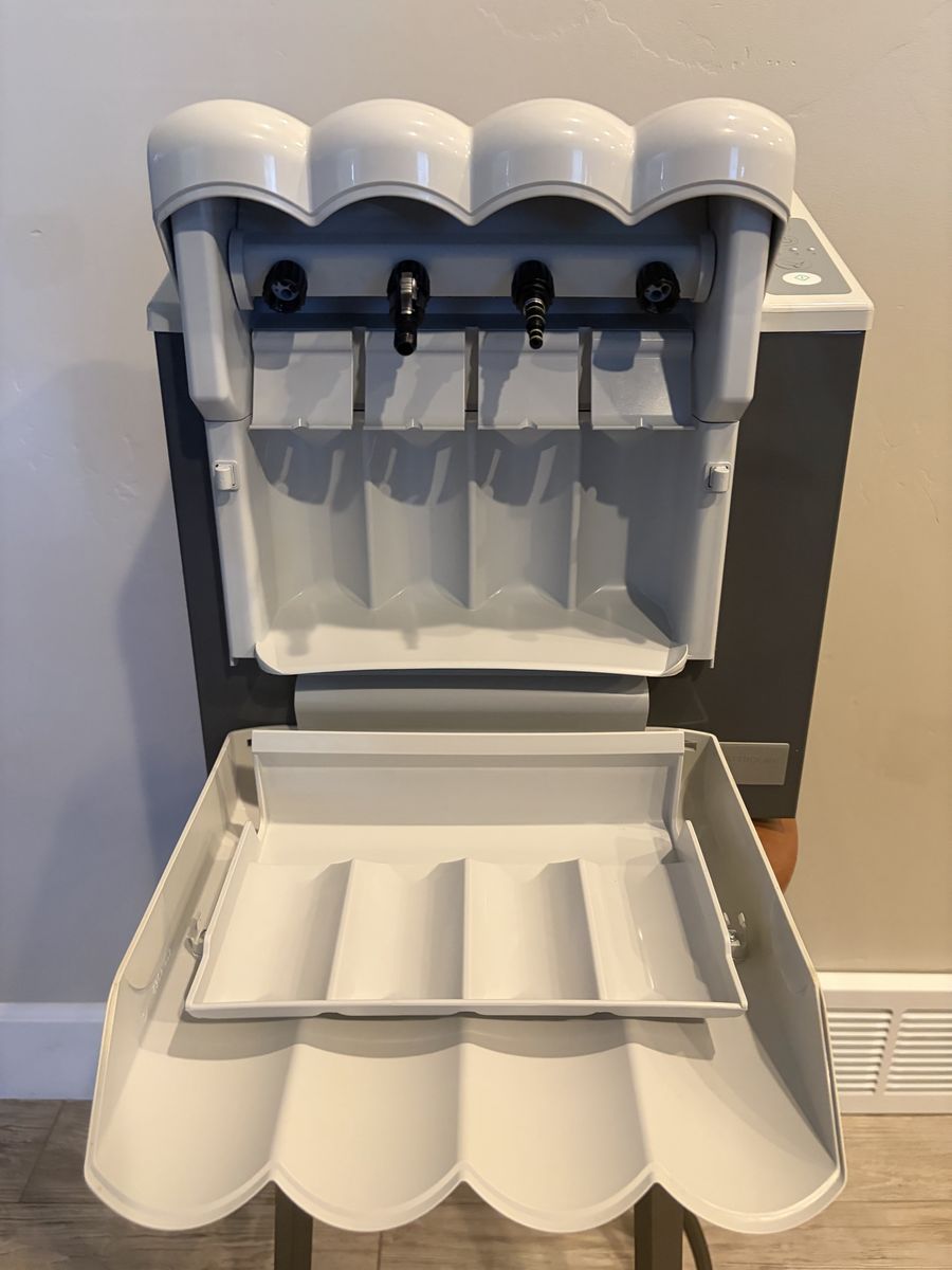 Kavo QUATTROcare Plus 2124A - Automated Dental Handpiece Cleaner and Lubricator System