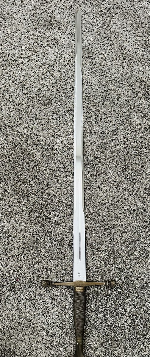 Main image 6