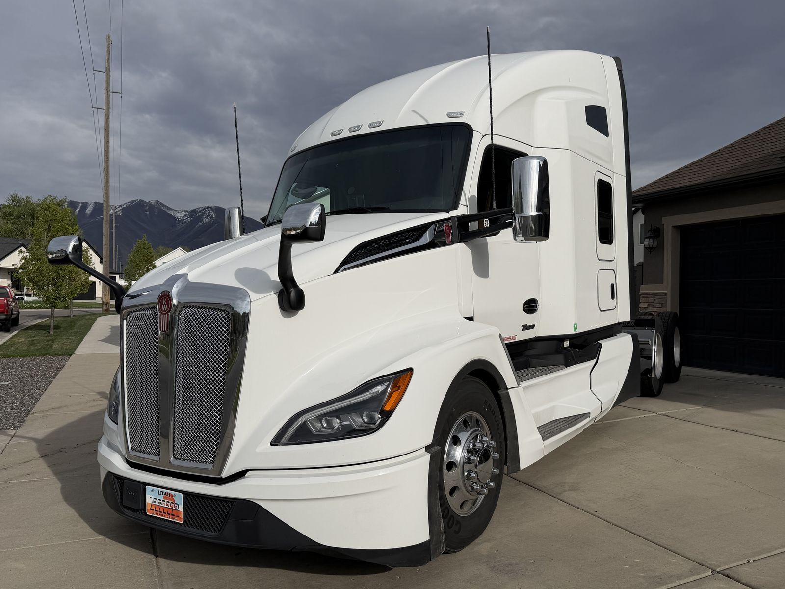 2023 Kenworth T680 VIT