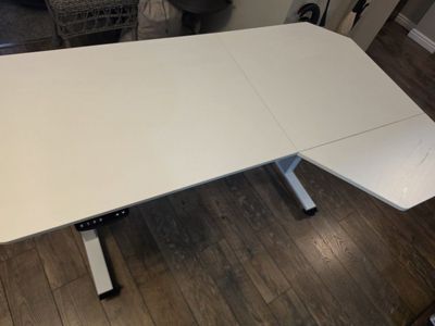 White L-Shaped Electric Sit-Stand Desk 55" x 23 1/2" - Adjustable Height Office Workstation
$95 OBO