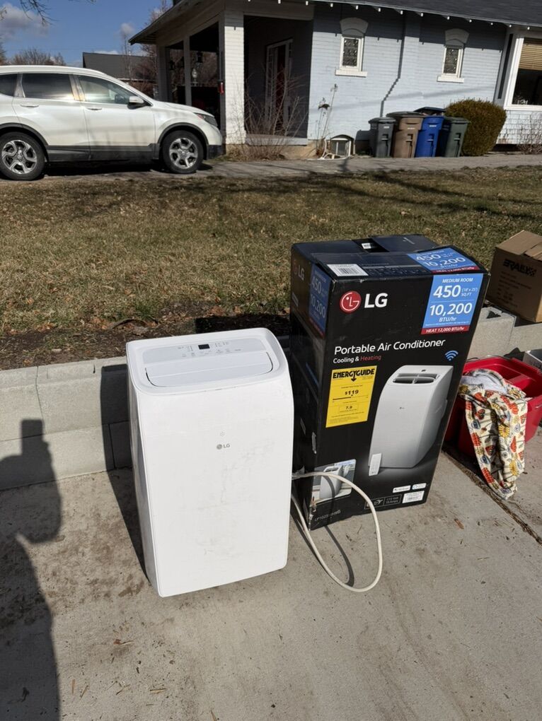 LG Portable Air Conditioner