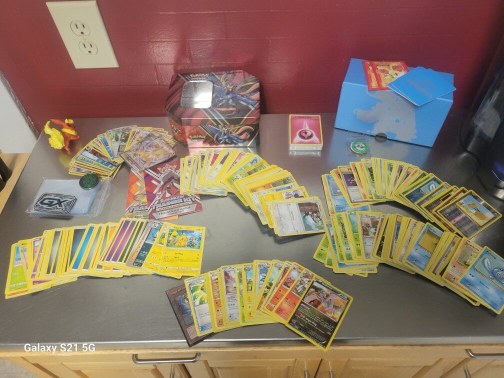 Pokemon Trading Card bundle