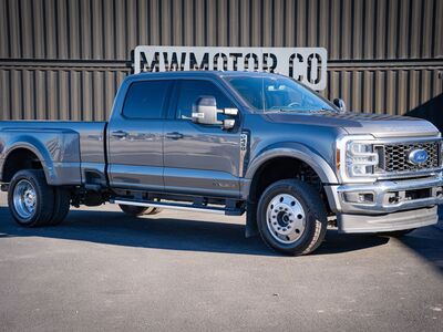 2025 Ford F-450 Super Duty Lariat