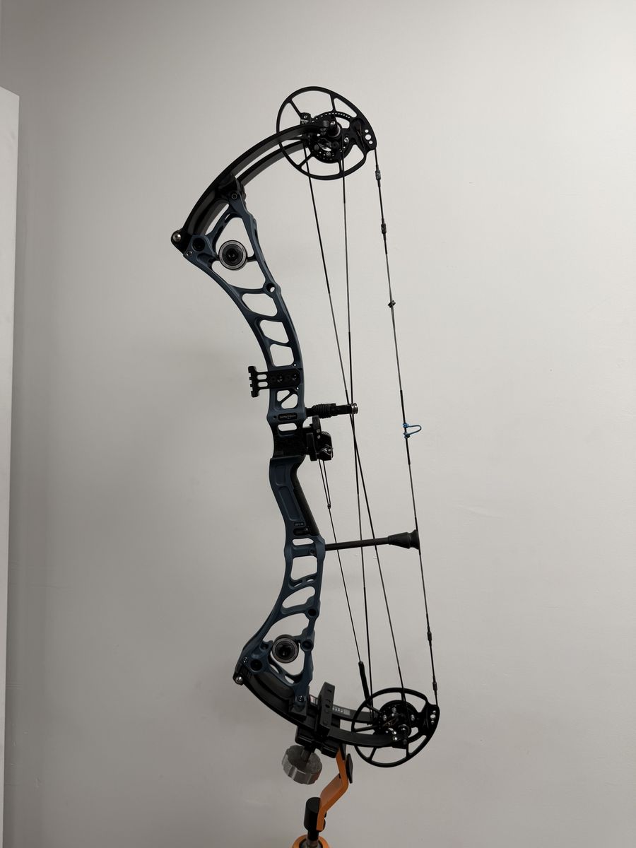 Main image 3