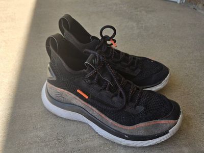 Boys Basketball Shoes