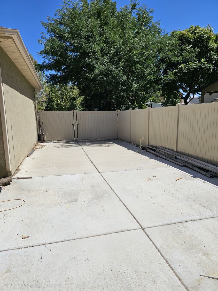 RV / Trailer Storage – Paved, Fenced, Lehi UT