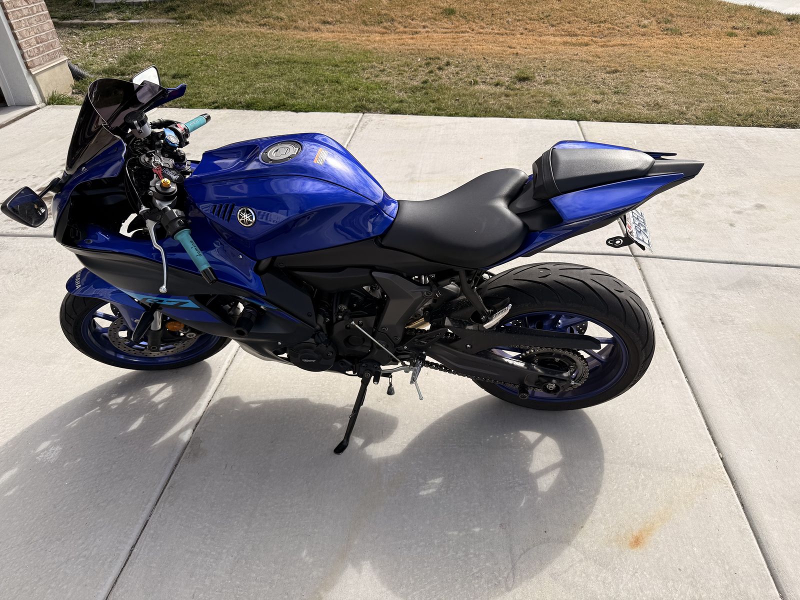 Yamaha r7