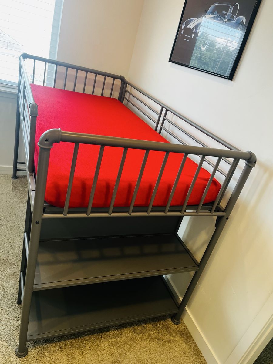 Main image 6