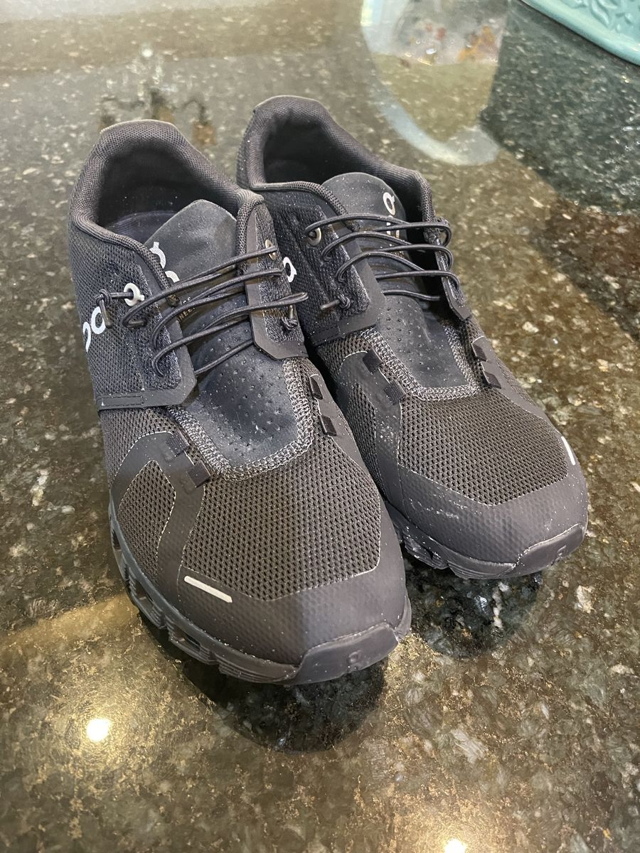 On Cloud Womens 10.5