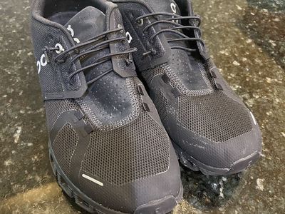 On Cloud Womens 10.5