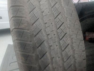Single 255/70R18 Truck/SUV Tire