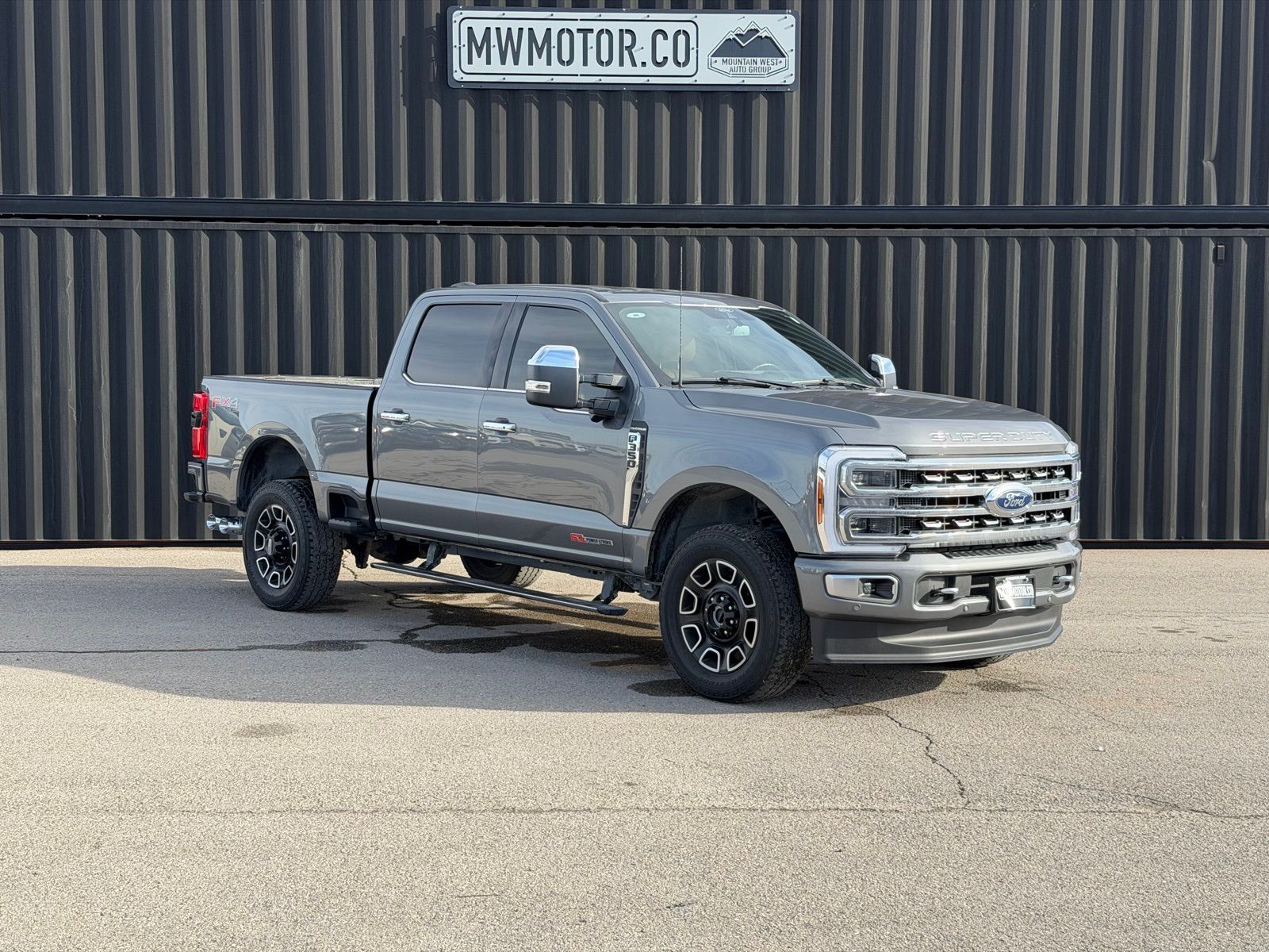 2024 Ford F-350 Super Duty Platinum