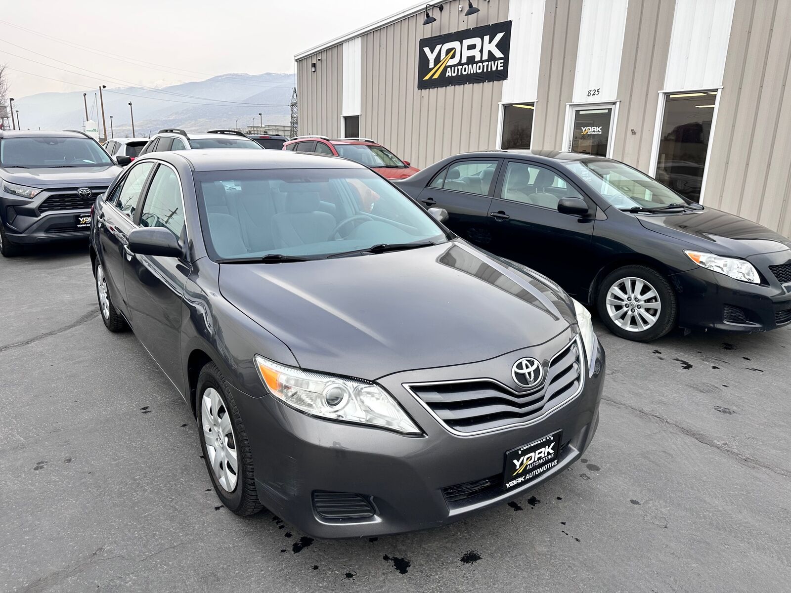 2011 TOYOTA CAMRY LE