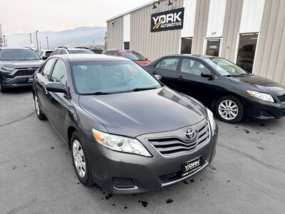 2011 TOYOTA CAMRY LE