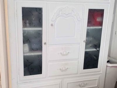 French cabinet