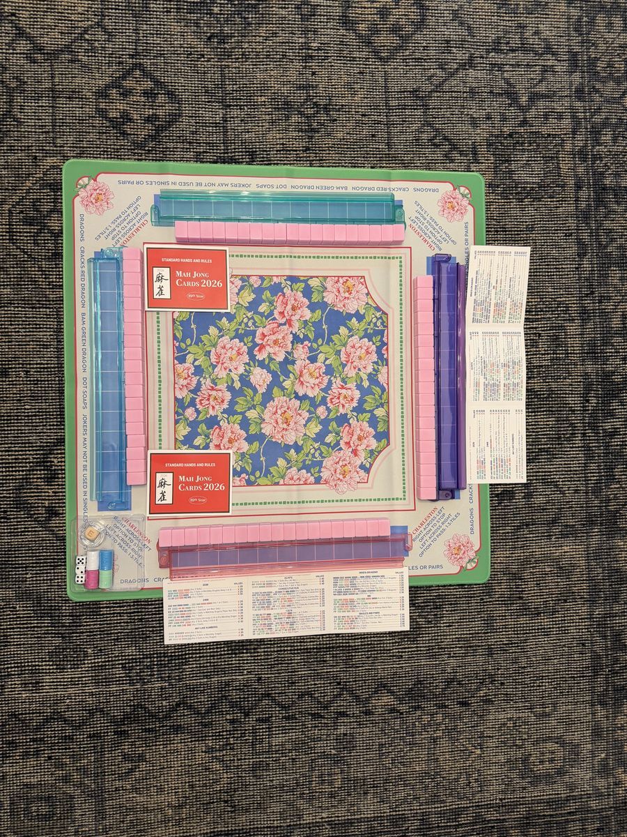 Brand new Mah Jong Set. Comes with everything shown $100 cash/venmo in Draper
