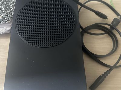 Xbox Series S Black 1tb with Headset
