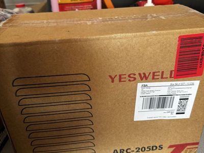 YESWELDER ARC-205DS Portable ARC Welder 205 Amp Machine in Original Box