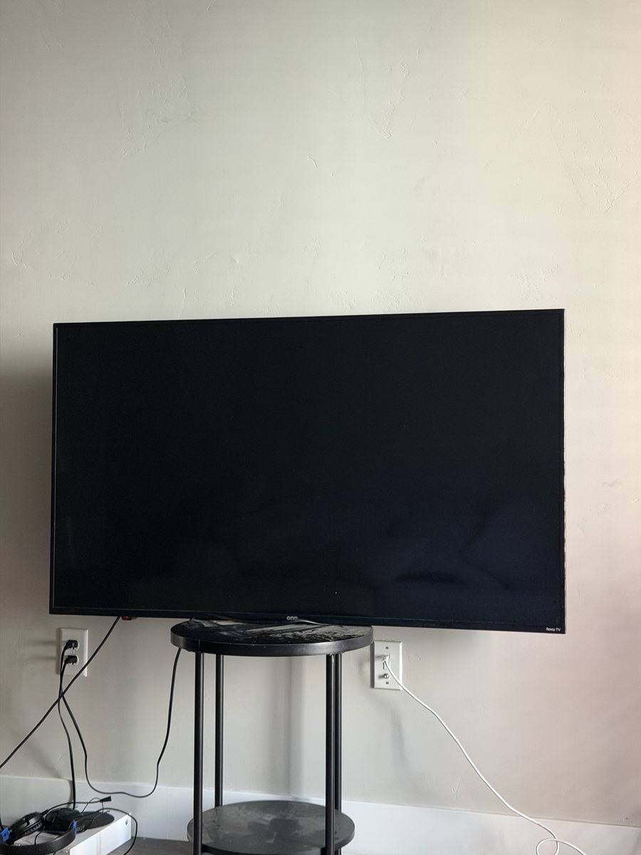 Main image 4