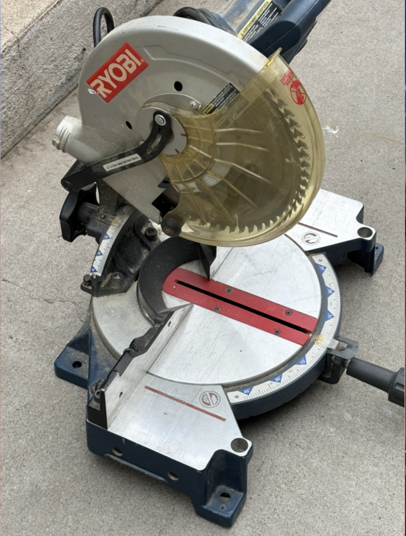 Ryobi Compound Miter Saw
