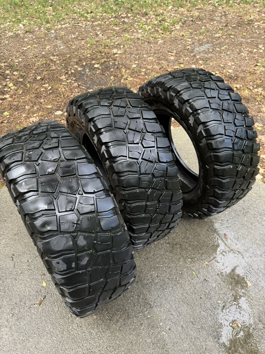 3 Used KM3 275/70/R18