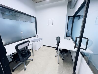 SOLO OFFICE- Downtown SLC!