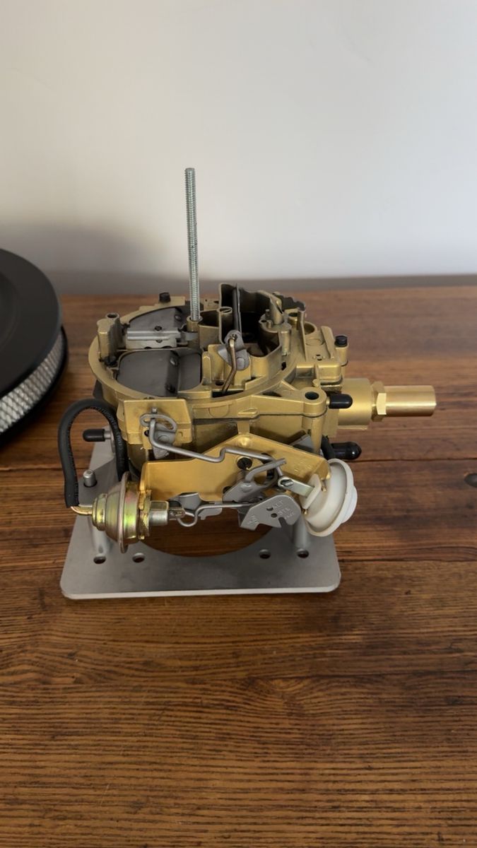 Main image 6