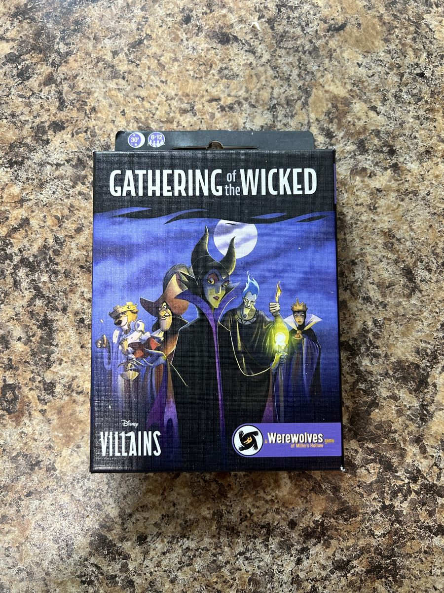 Disney Villains Gathering of the Wicked Werewolves Game - Great Condition!