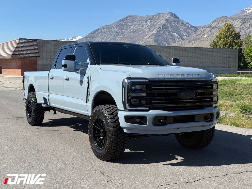 2026 Ford F-350 Super Duty Platinum