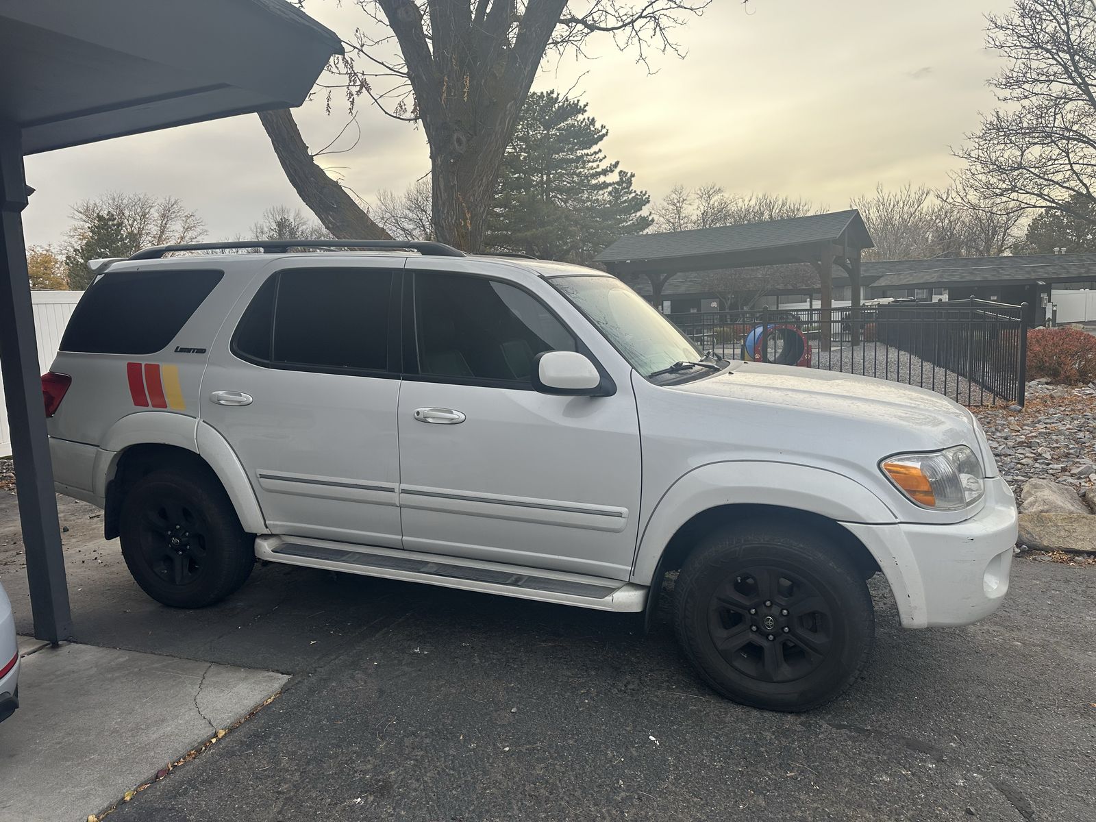 2006 TOYOTA SEQUOIA Limited