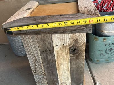 Pedestal game mount