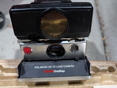 Polaroid SX-70 Land Camera Sonar OneStep In Original Box