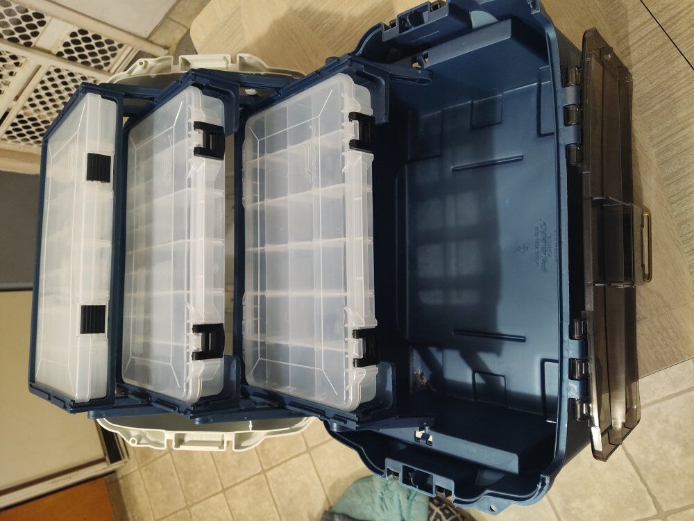 Plano Tackle Systems Stowaway Fish tackle box