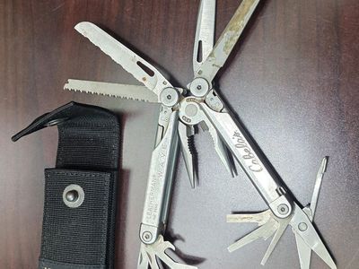 LEATHERMAN Wave Multi-Tool/Folding Pocket Knife