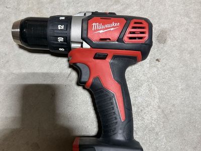 Milwaukee M18 drill