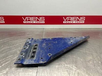 Kenworth W900 Crossmember