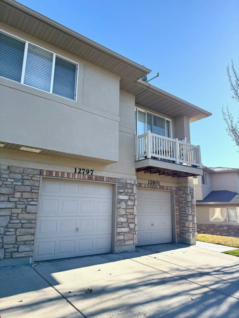 Riverton 3/3 townhome Rental