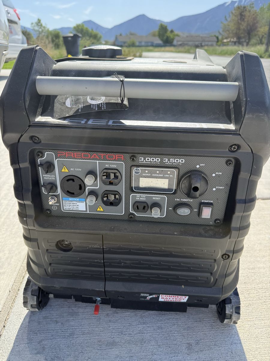 Predator 3500 Inverter Generator - 3000 Running / 3500 Peak Watts, Parallel Capable