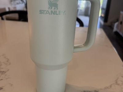 Stanley Quencher H2.0 FlowState Tumbler 40oz Light Blue Insulated Mug with Handle & Straw